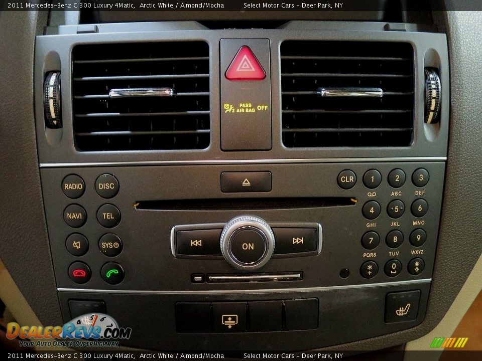 2011 Mercedes-Benz C 300 Luxury 4Matic Arctic White / Almond/Mocha Photo #23