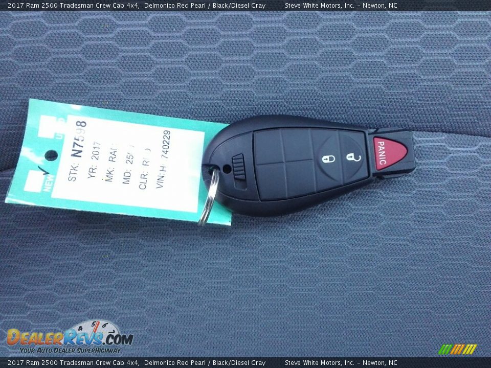 2017 Ram 2500 Tradesman Crew Cab 4x4 Delmonico Red Pearl / Black/Diesel Gray Photo #29