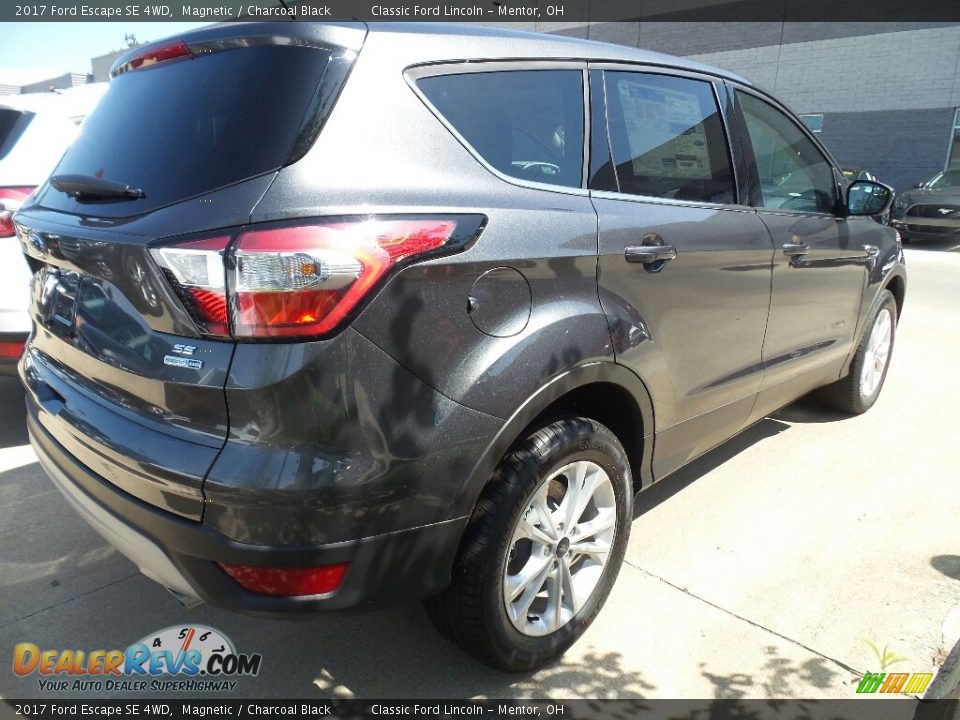 2017 Ford Escape SE 4WD Magnetic / Charcoal Black Photo #3
