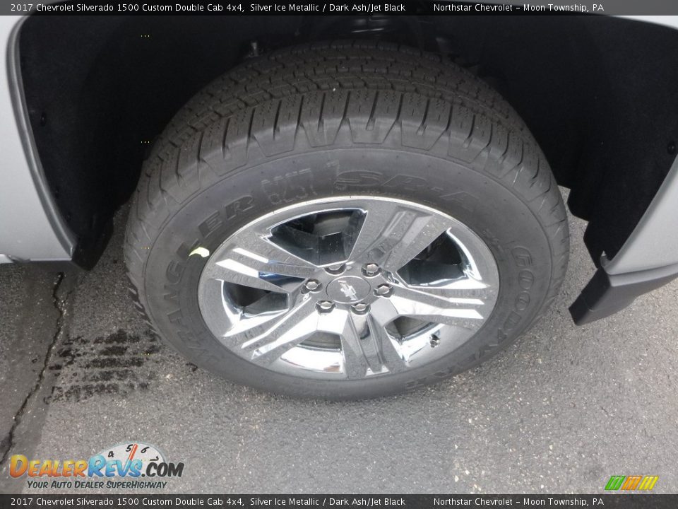 2017 Chevrolet Silverado 1500 Custom Double Cab 4x4 Silver Ice Metallic / Dark Ash/Jet Black Photo #9
