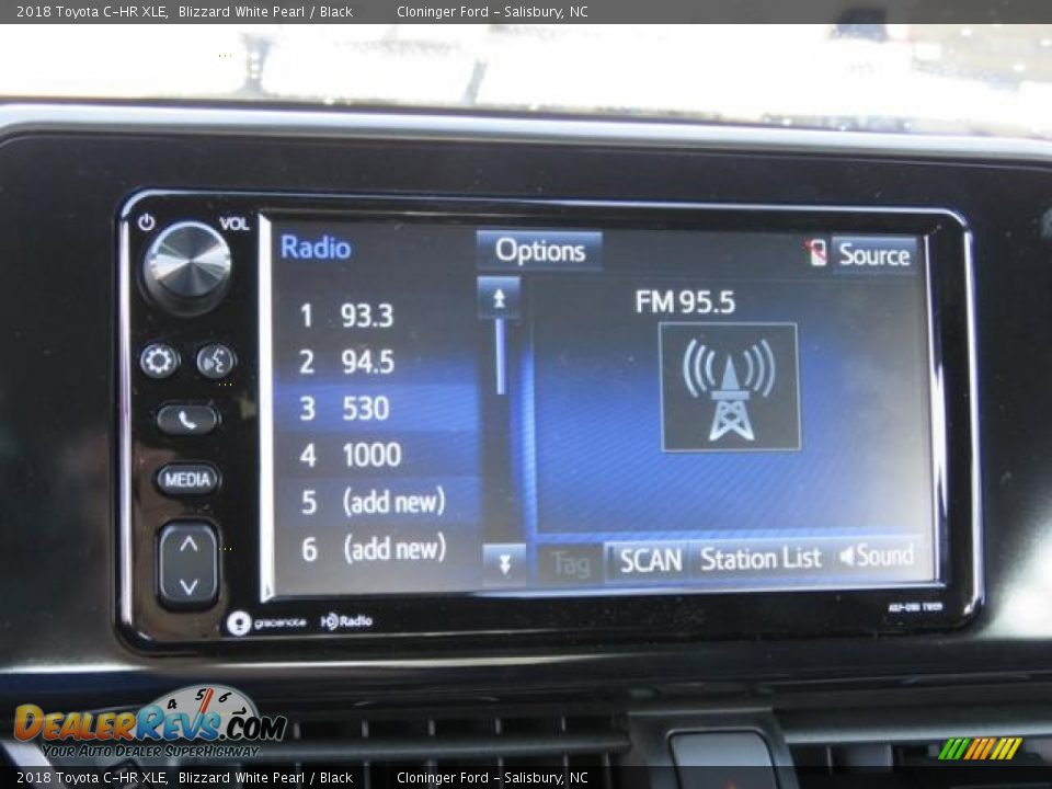 2018 Toyota C-HR XLE Blizzard White Pearl / Black Photo #15