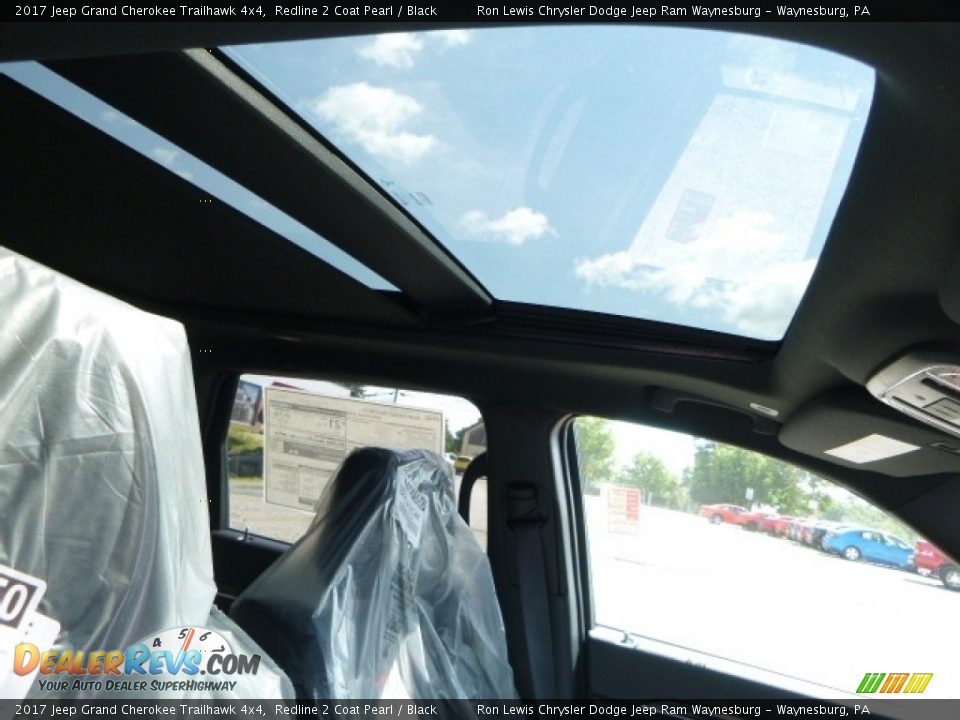 2017 Jeep Grand Cherokee Trailhawk 4x4 Redline 2 Coat Pearl / Black Photo #11