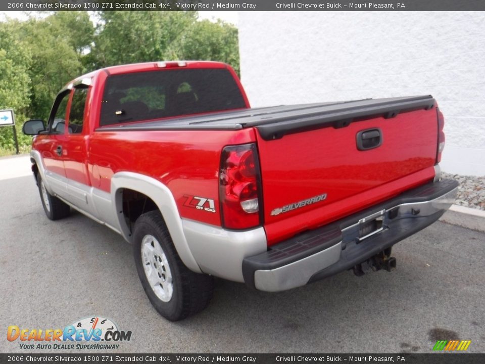 2006 Chevrolet Silverado 1500 Z71 Extended Cab 4x4 Victory Red / Medium Gray Photo #12