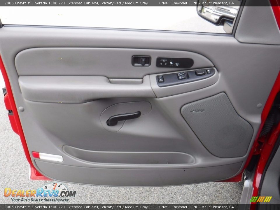 2006 Chevrolet Silverado 1500 Z71 Extended Cab 4x4 Victory Red / Medium Gray Photo #22