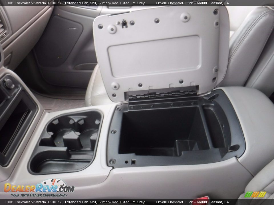 2006 Chevrolet Silverado 1500 Z71 Extended Cab 4x4 Victory Red / Medium Gray Photo #25