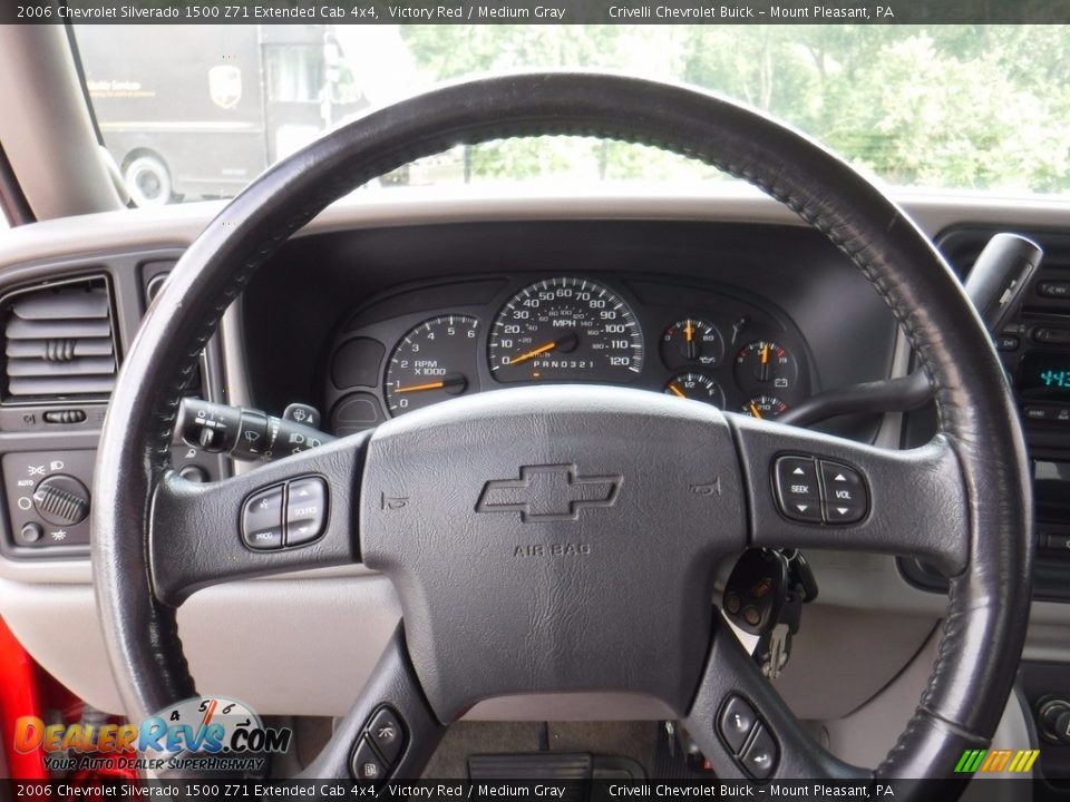 2006 Chevrolet Silverado 1500 Z71 Extended Cab 4x4 Victory Red / Medium Gray Photo #29