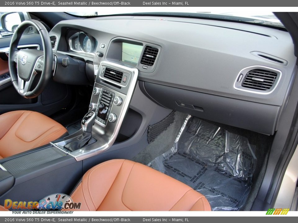 2016 Volvo S60 T5 Drive-E Seashell Metallic / Beechwood/Off-Black Photo #19