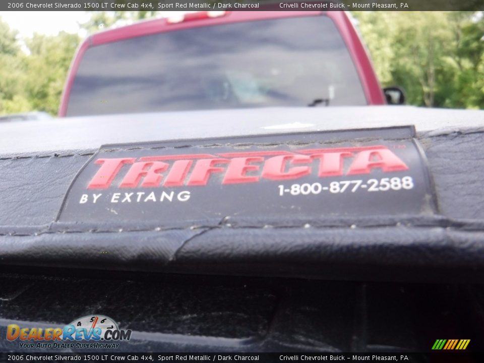 2006 Chevrolet Silverado 1500 LT Crew Cab 4x4 Sport Red Metallic / Dark Charcoal Photo #12