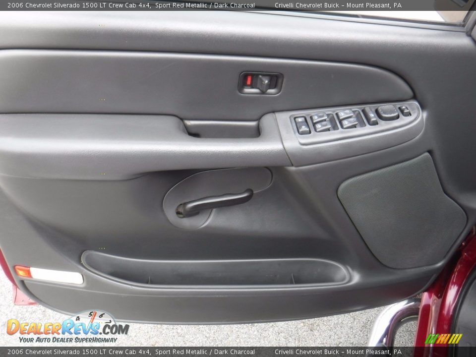 2006 Chevrolet Silverado 1500 LT Crew Cab 4x4 Sport Red Metallic / Dark Charcoal Photo #21