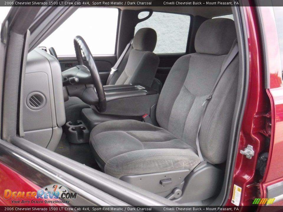 2006 Chevrolet Silverado 1500 LT Crew Cab 4x4 Sport Red Metallic / Dark Charcoal Photo #22