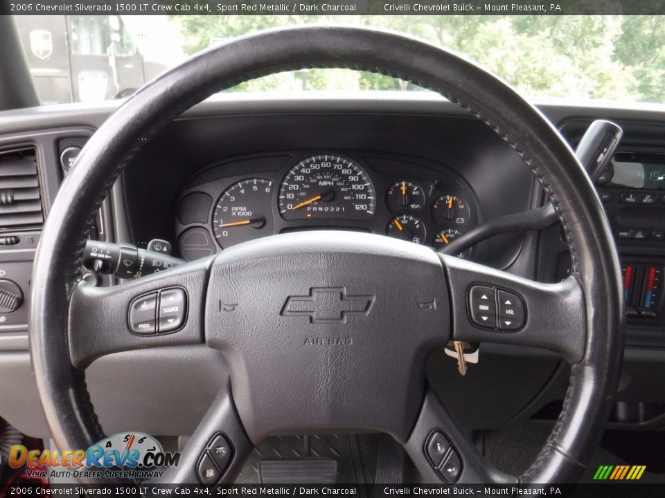 2006 Chevrolet Silverado 1500 LT Crew Cab 4x4 Sport Red Metallic / Dark Charcoal Photo #28