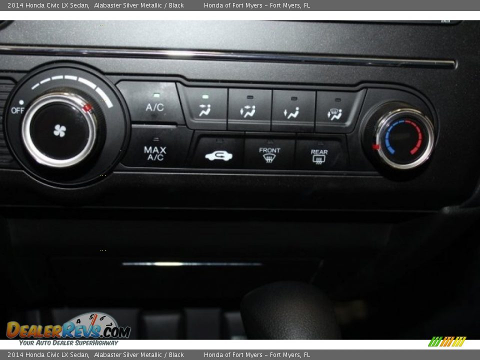2014 Honda Civic LX Sedan Alabaster Silver Metallic / Black Photo #22