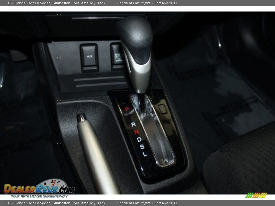 2014 Honda Civic LX Sedan Alabaster Silver Metallic / Black Photo #23