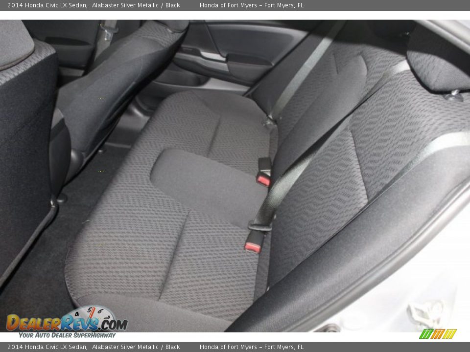 2014 Honda Civic LX Sedan Alabaster Silver Metallic / Black Photo #25