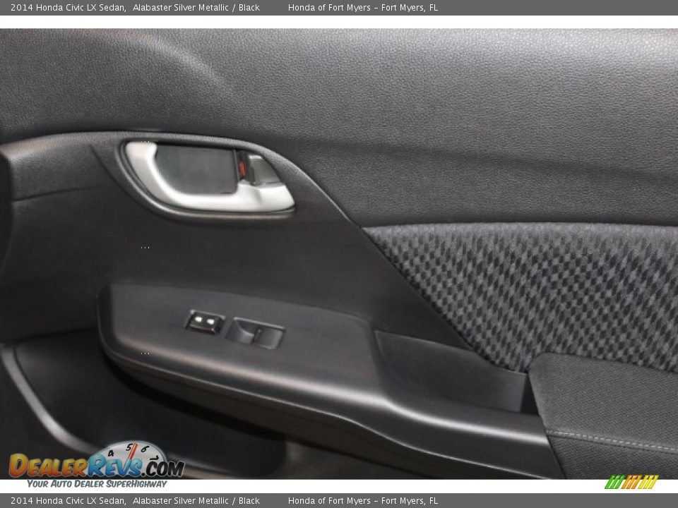 2014 Honda Civic LX Sedan Alabaster Silver Metallic / Black Photo #28