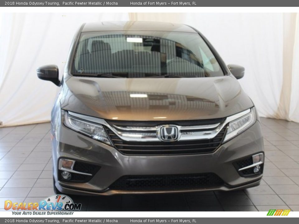 2018 Honda Odyssey Touring Pacific Pewter Metallic / Mocha Photo #3