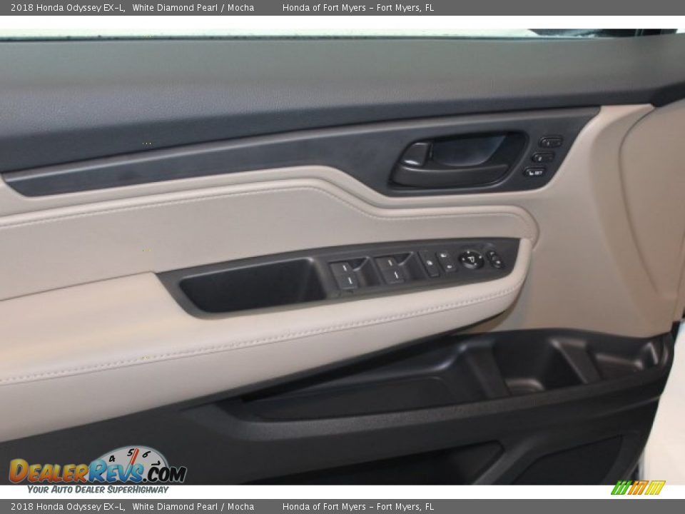 2018 Honda Odyssey EX-L White Diamond Pearl / Mocha Photo #8