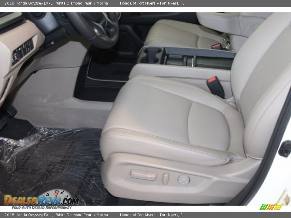 2018 Honda Odyssey EX-L White Diamond Pearl / Mocha Photo #11