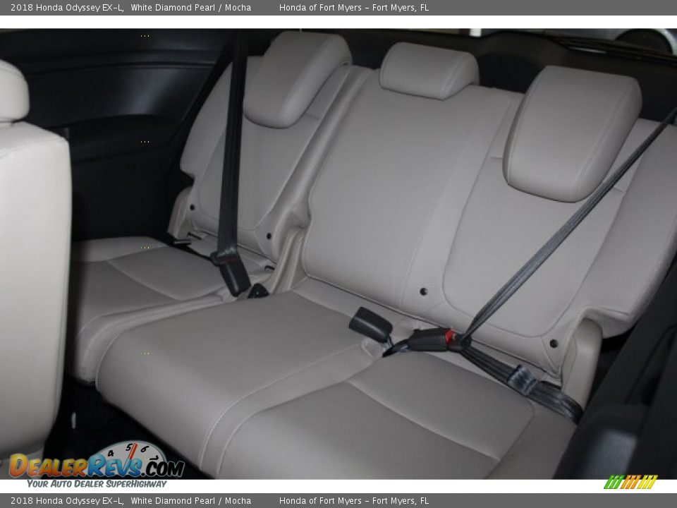 2018 Honda Odyssey EX-L White Diamond Pearl / Mocha Photo #25