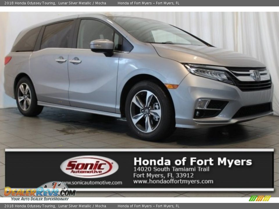 2018 Honda Odyssey Touring Lunar Silver Metallic / Mocha Photo #1
