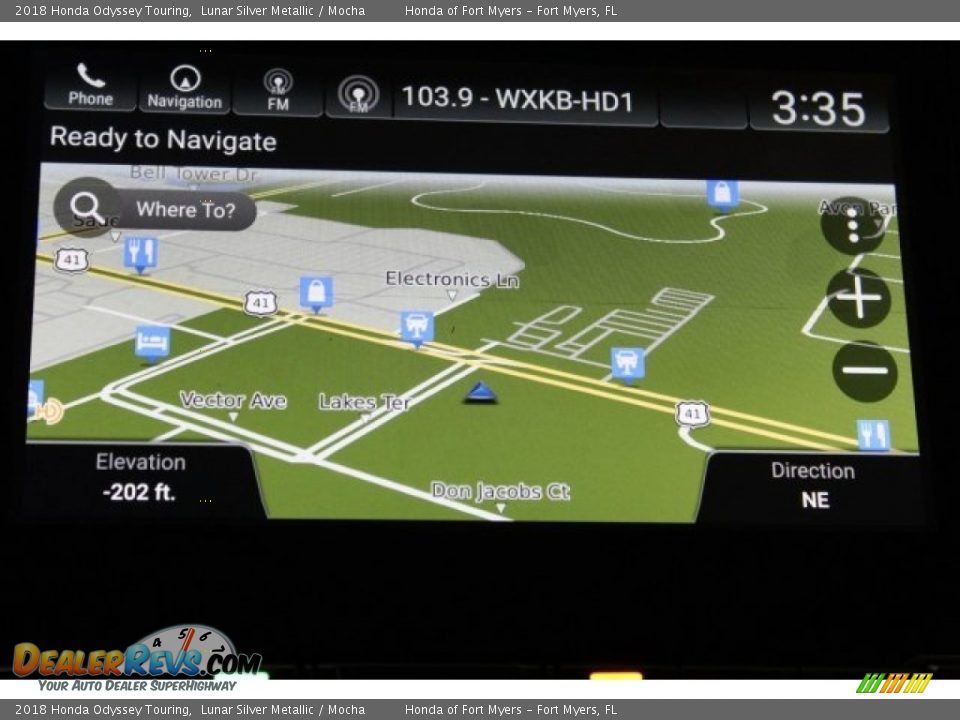 2018 Honda Odyssey Touring Lunar Silver Metallic / Mocha Photo #18