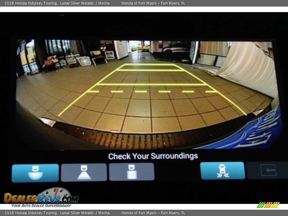 2018 Honda Odyssey Touring Lunar Silver Metallic / Mocha Photo #19