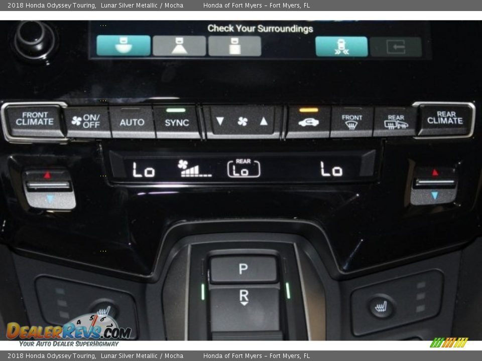 2018 Honda Odyssey Touring Lunar Silver Metallic / Mocha Photo #20