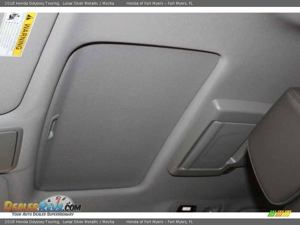 2018 Honda Odyssey Touring Lunar Silver Metallic / Mocha Photo #31