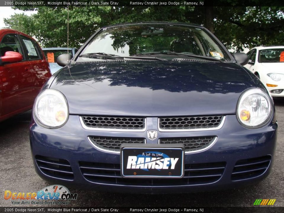 2005 Dodge Neon SXT Midnight Blue Pearlcoat / Dark Slate Gray Photo #2