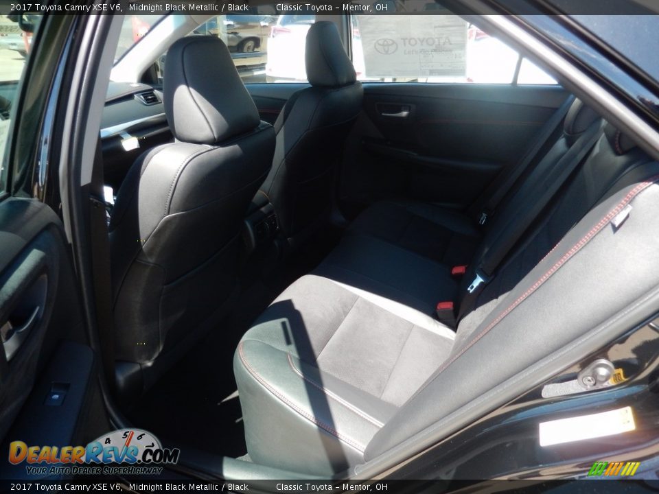 2017 Toyota Camry XSE V6 Midnight Black Metallic / Black Photo #5