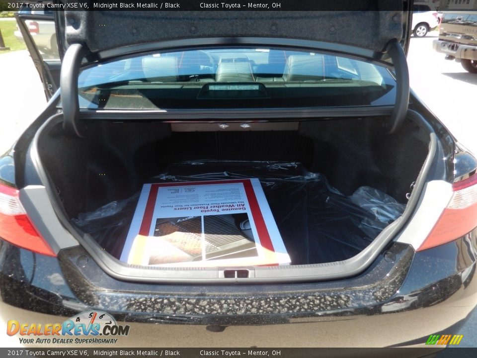 2017 Toyota Camry XSE V6 Midnight Black Metallic / Black Photo #6