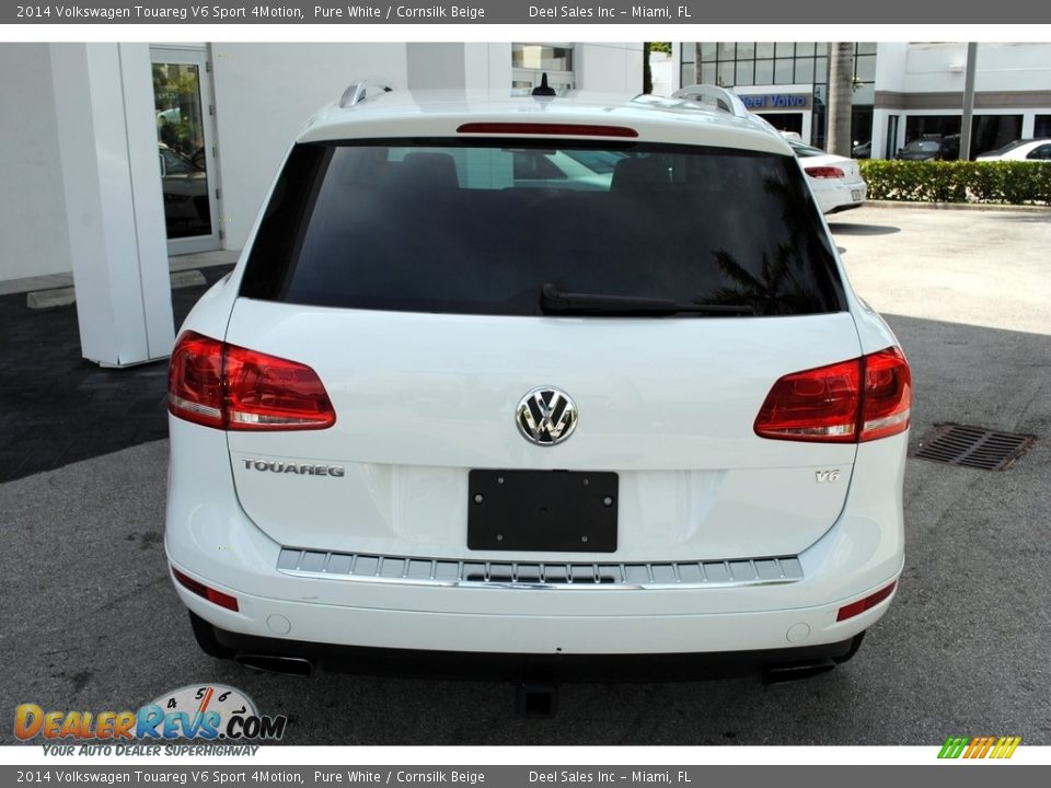 2014 Volkswagen Touareg V6 Sport 4Motion Pure White / Cornsilk Beige Photo #8