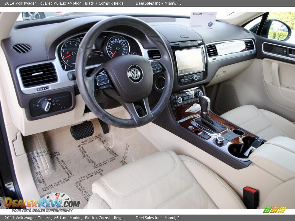 2014 Volkswagen Touareg V6 Lux 4Motion Black / Cornsilk Beige Photo #15