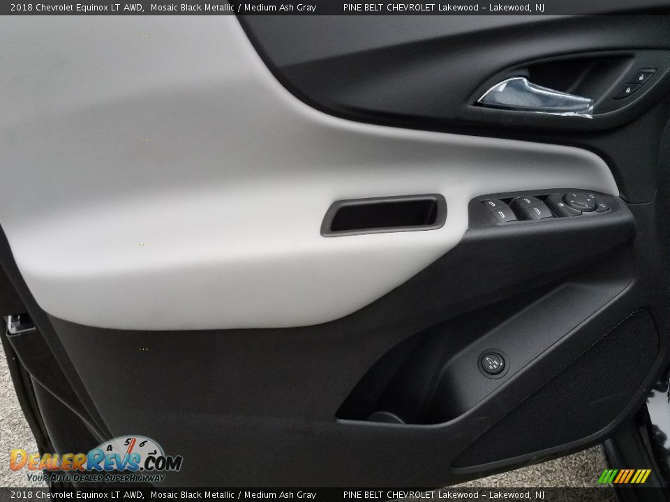 2018 Chevrolet Equinox LT AWD Mosaic Black Metallic / Medium Ash Gray Photo #8