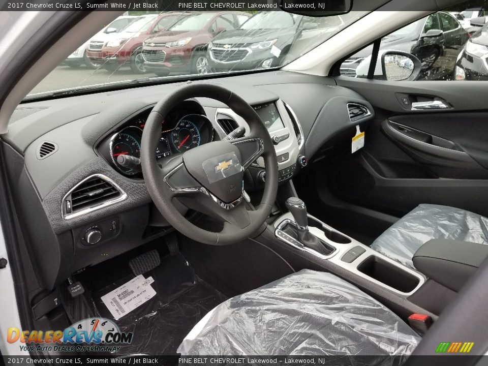2017 Chevrolet Cruze LS Summit White / Jet Black Photo #7