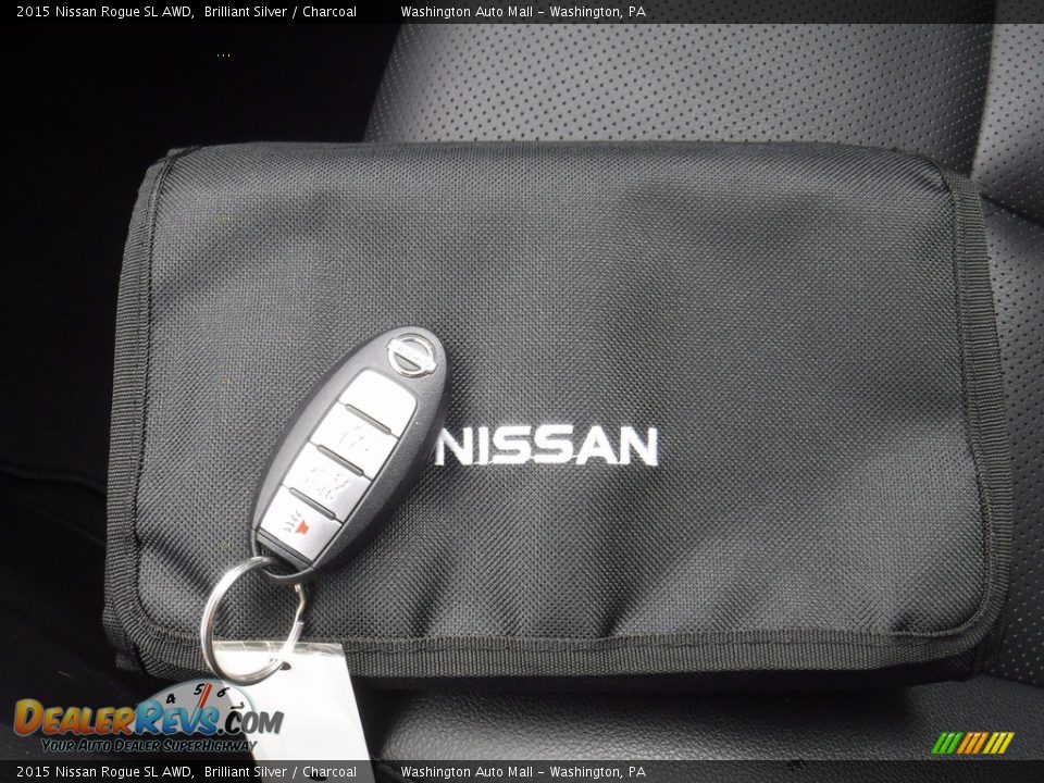 2015 Nissan Rogue SL AWD Brilliant Silver / Charcoal Photo #26