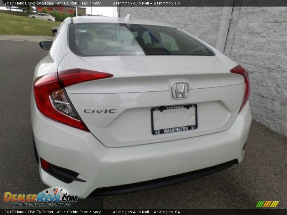 2017 Honda Civic EX Sedan White Orchid Pearl / Ivory Photo #7