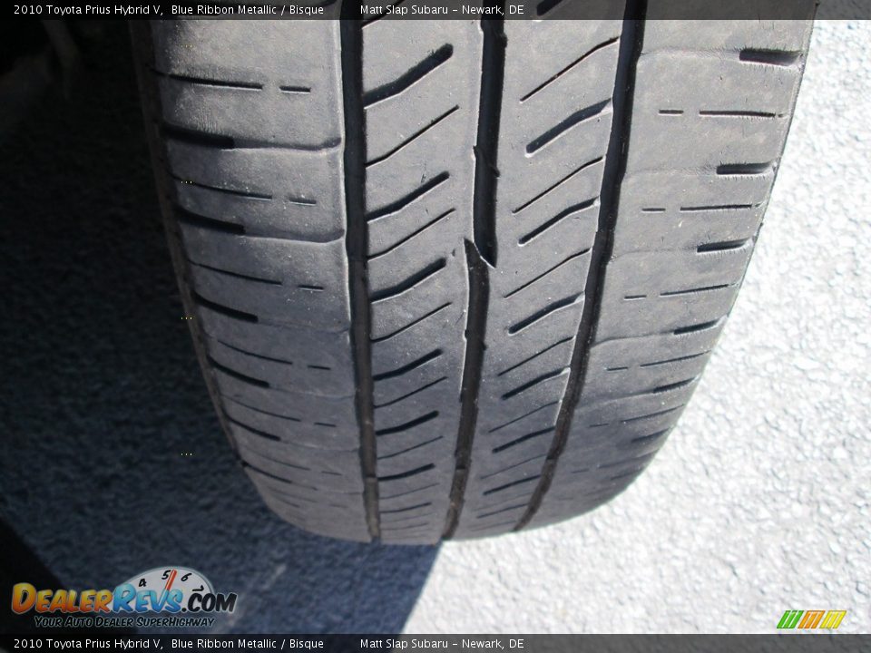 2010 Toyota Prius Hybrid V Blue Ribbon Metallic / Bisque Photo #23