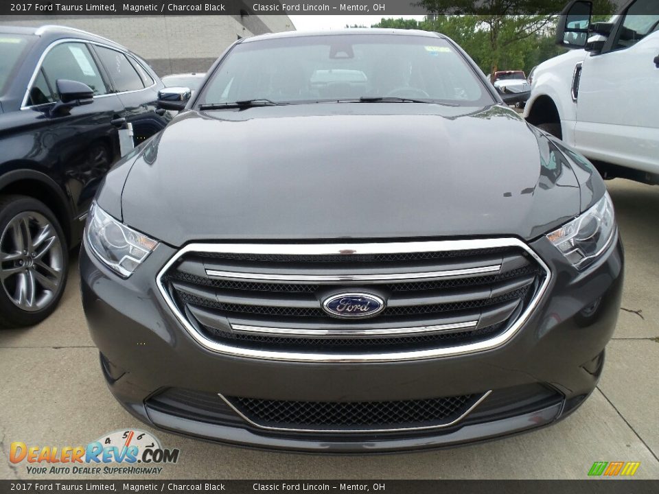 2017 Ford Taurus Limited Magnetic / Charcoal Black Photo #2