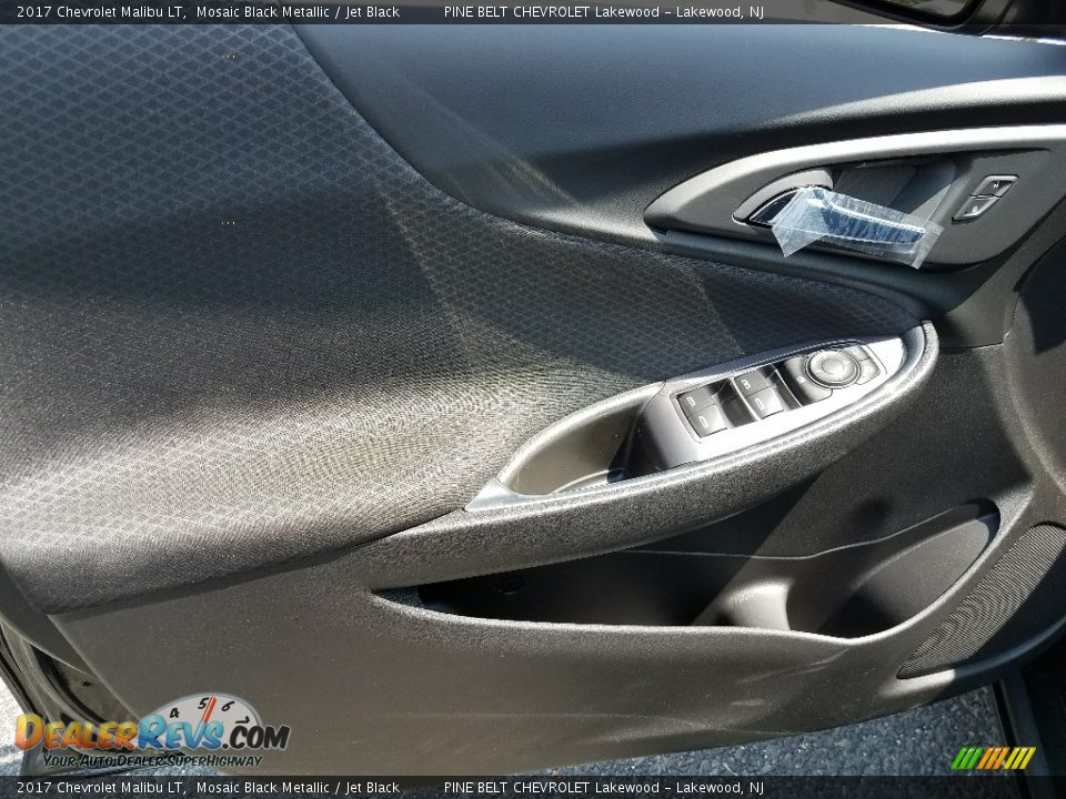 2017 Chevrolet Malibu LT Mosaic Black Metallic / Jet Black Photo #8