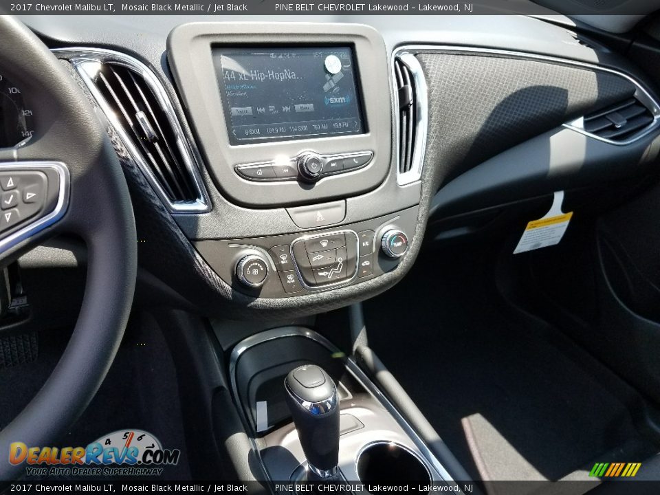 2017 Chevrolet Malibu LT Mosaic Black Metallic / Jet Black Photo #10