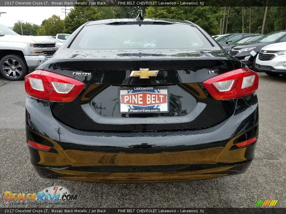 2017 Chevrolet Cruze LT Mosaic Black Metallic / Jet Black Photo #5