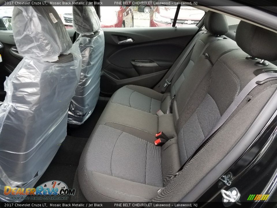 2017 Chevrolet Cruze LT Mosaic Black Metallic / Jet Black Photo #6