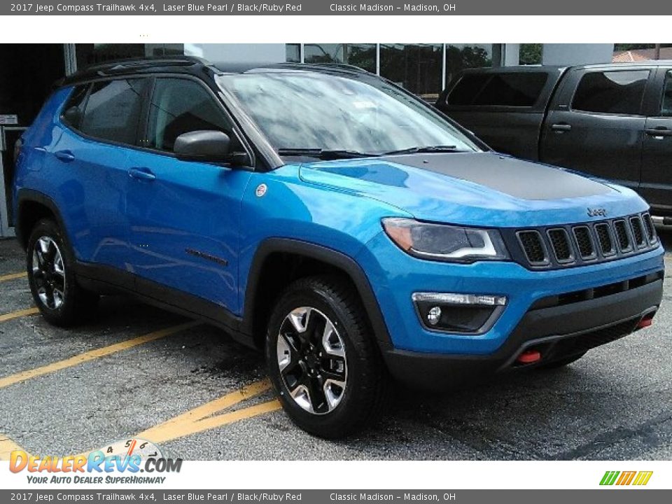 2017 Jeep Compass Trailhawk 4x4 Laser Blue Pearl / Black/Ruby Red Photo #2