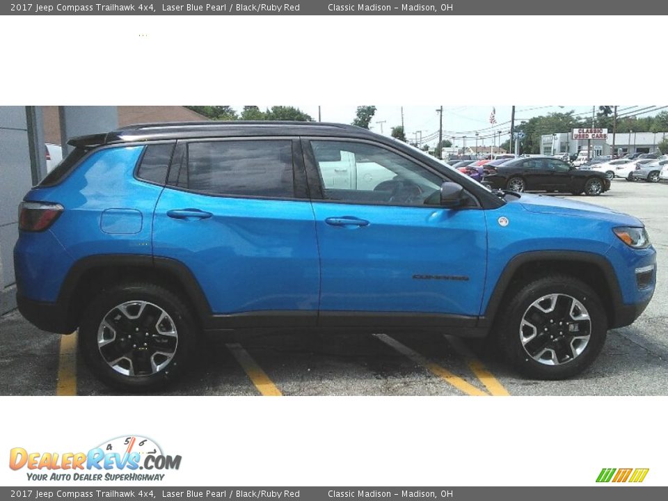 2017 Jeep Compass Trailhawk 4x4 Laser Blue Pearl / Black/Ruby Red Photo #3
