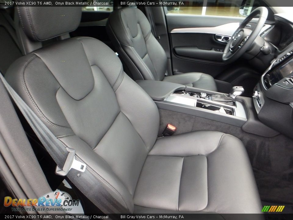Front Seat of 2017 Volvo XC90 T6 AWD Photo #11