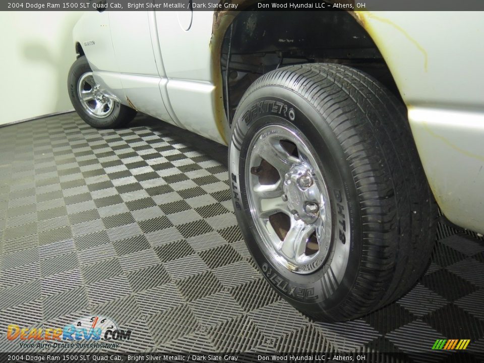 2004 Dodge Ram 1500 SLT Quad Cab Bright Silver Metallic / Dark Slate Gray Photo #18