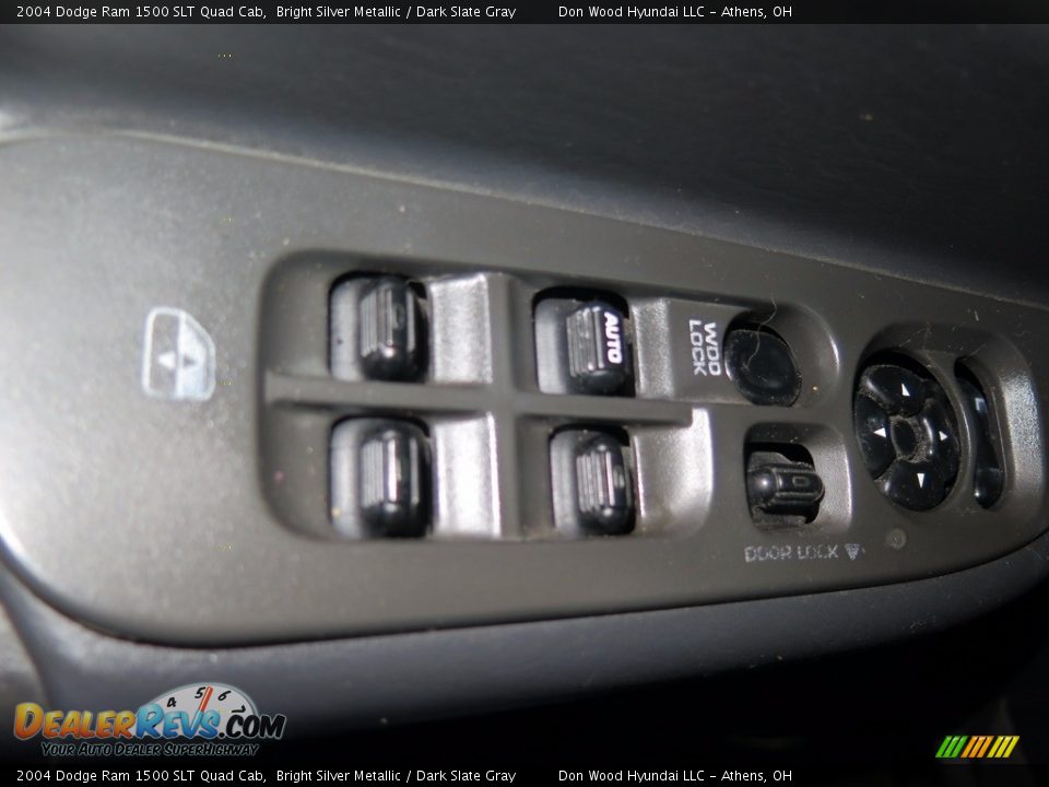 2004 Dodge Ram 1500 SLT Quad Cab Bright Silver Metallic / Dark Slate Gray Photo #28