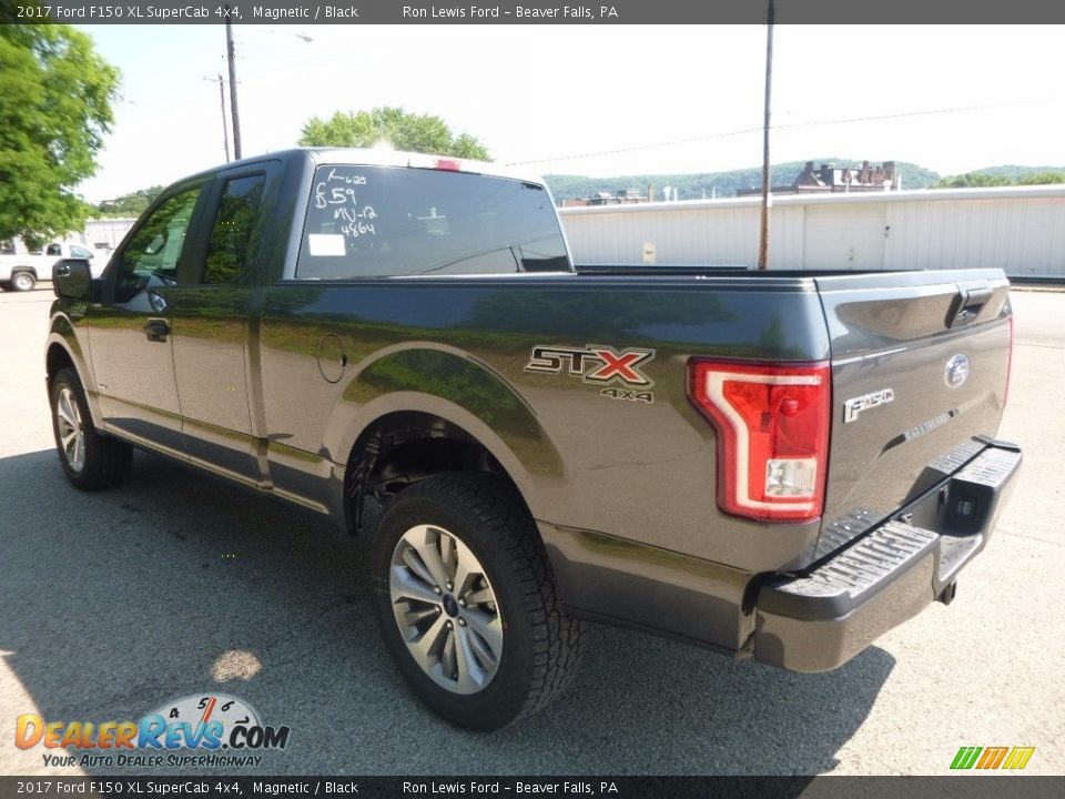 2017 Ford F150 XL SuperCab 4x4 Magnetic / Black Photo #4