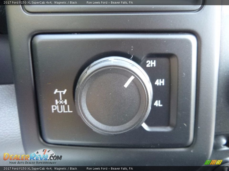 2017 Ford F150 XL SuperCab 4x4 Magnetic / Black Photo #16